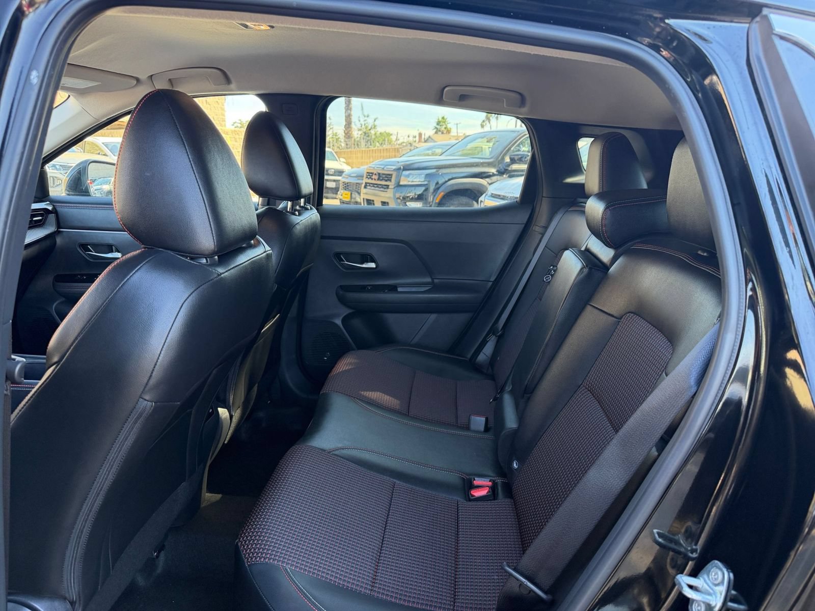 Used 2026 Nissan Kicks SR AWD/4WD image 24