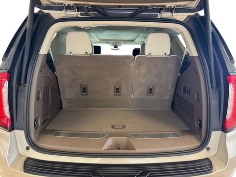 Used 2021 GMC Yukon Denali w/ Denali Premium Package AWD/4WD image 19
