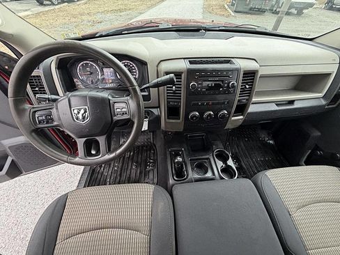 Used 2012 RAM 2500 ST w/ Chrome Appearance Group image 10