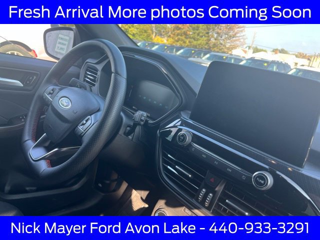 Used 2025 Ford Escape ST-Line Select AWD/4WD image 11