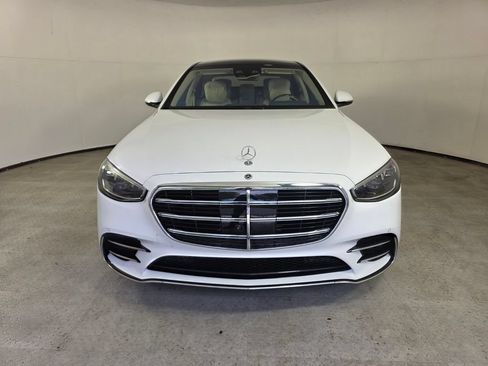 Certified 2025 Mercedes-Benz S 580 4MATIC Sedan image 2