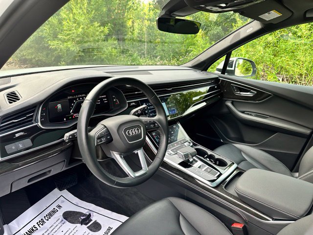 Used 2025 Audi Q7 3.0T Premium Plus AWD/4WD image 12