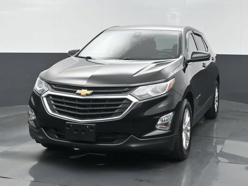 Used 2020 Chevrolet Equinox LT FWD image 2