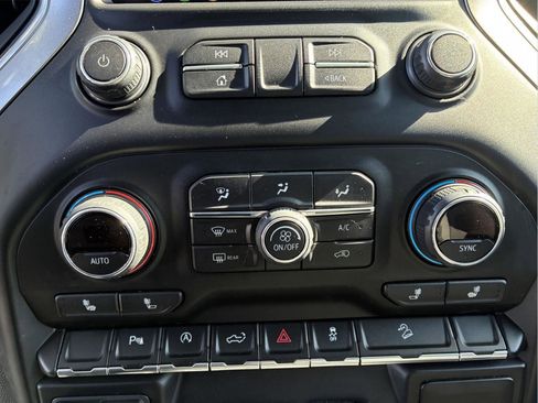 Used 2019 Chevrolet Silverado 1500 RST AWD/4WD image 22