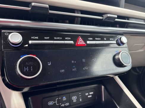 Certified 2025 Hyundai Tucson SEL AWD/4WD image 19