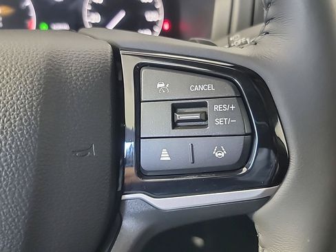 Certified 2025 Honda Odyssey EX-L image 28