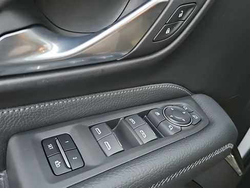 Used 2022 GMC Yukon Denali image 23