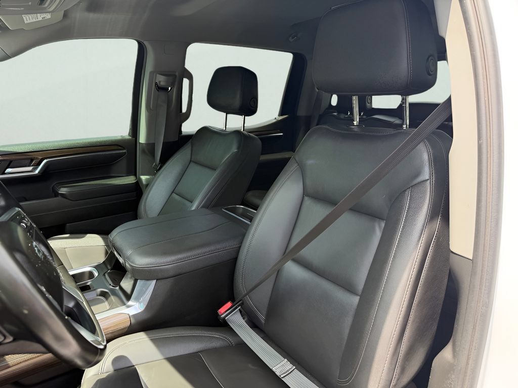 Used 2024 Chevrolet Silverado 1500 RST w/ True North Edition Plus AWD/4WD image 12