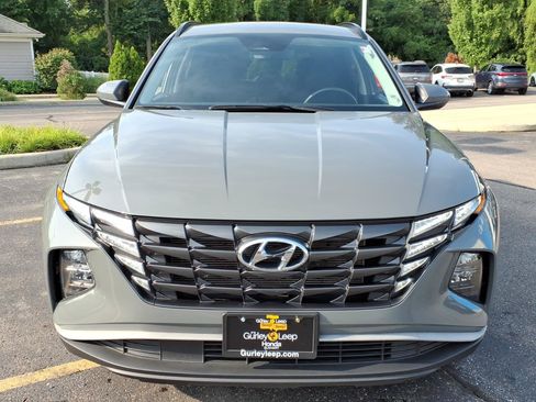 Used 2024 Hyundai Tucson SEL FWD image 2