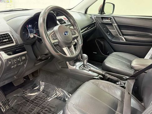 Used 2017 Subaru Forester 2.5i Touring AWD/4WD image 12