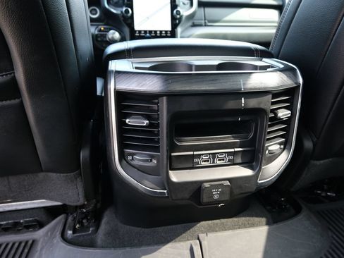 Used 2023 RAM 1500 Laramie AWD/4WD image 28