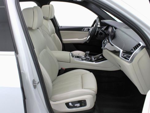 Used 2020 BMW X5 sDrive40i w/ Luxury Seating Package RWD image 45