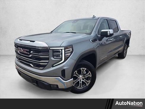 Used 2025 GMC Sierra 1500 SLT RWD image 1