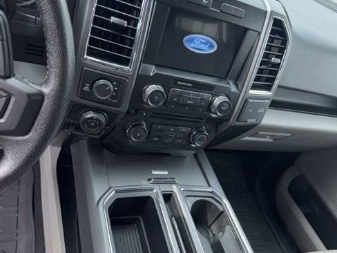 Used 2016 Ford F150 XLT w/ Equipment Group 302A Luxury image 10