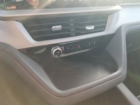 New 2026 Ford Explorer Active image 24