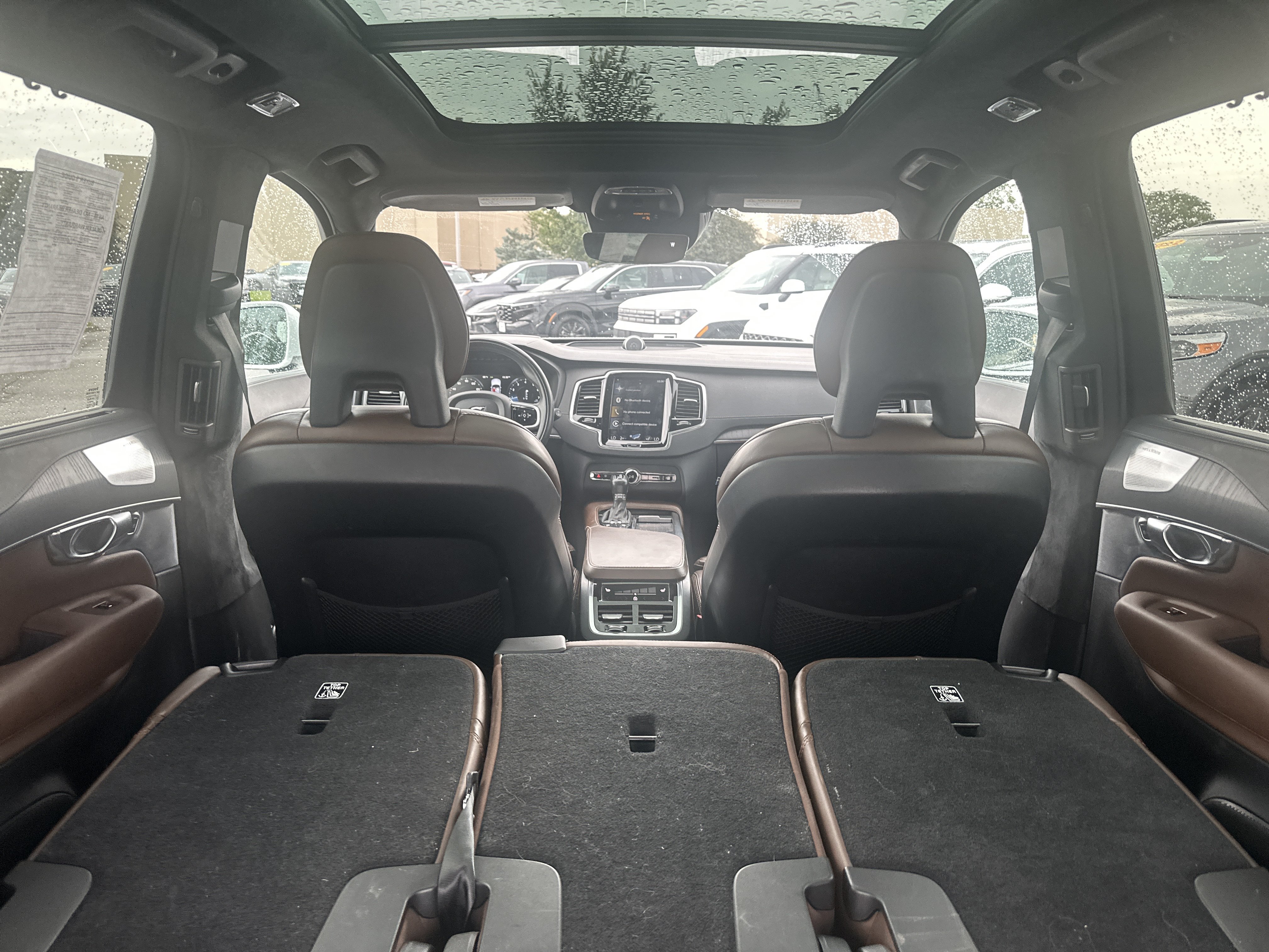Used 2021 Volvo XC90 T6 Inscription w/ Lounge Package AWD/4WD image 13