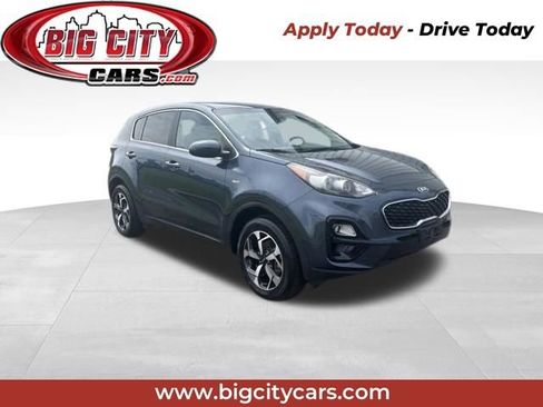 Used 2022 Kia Sportage LX AWD/4WD image 1