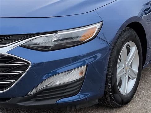 Used 2023 Chevrolet Malibu LS image 11