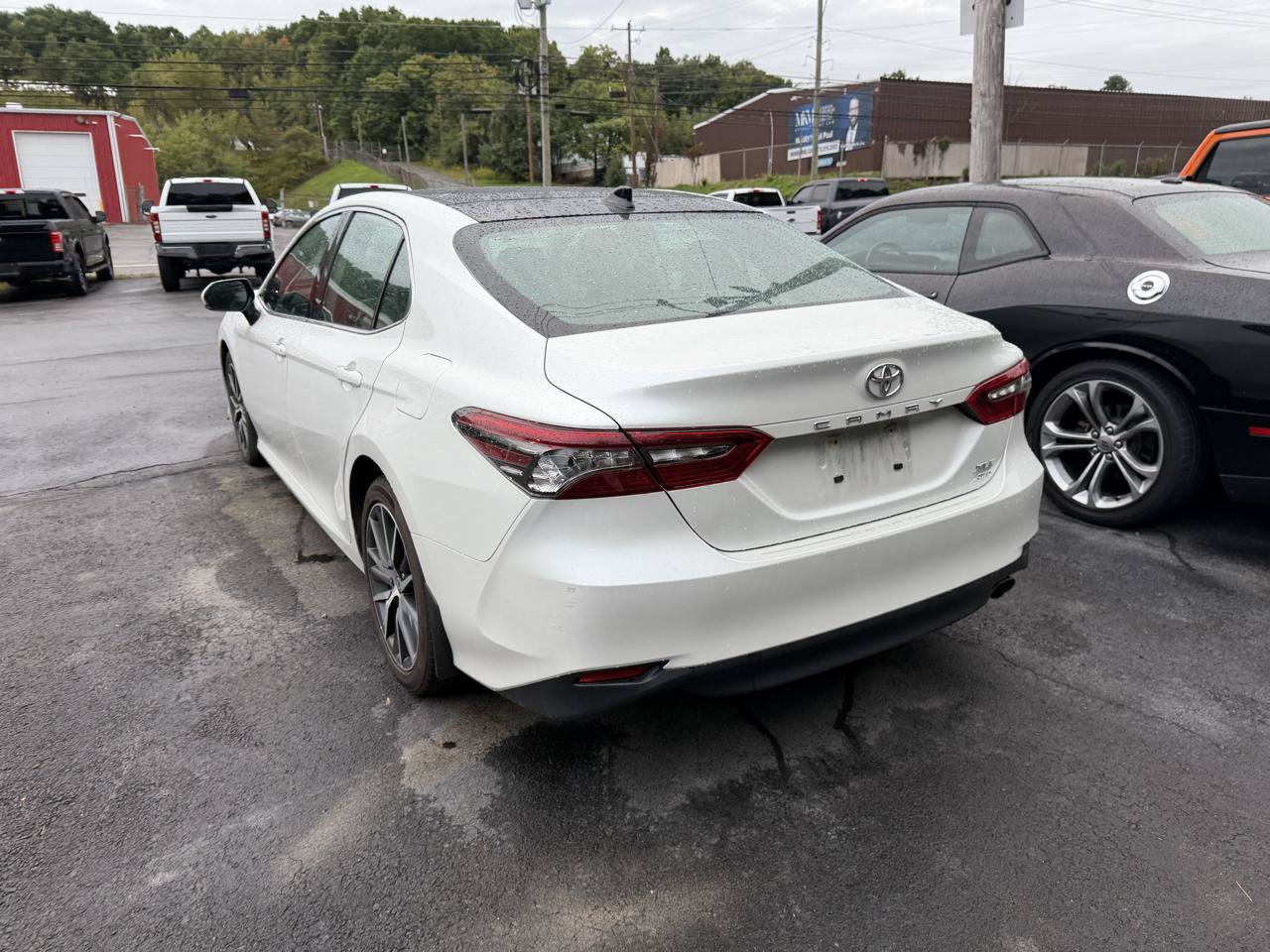Used 2024 Toyota Camry XLE w/ Cold Weather Package AWD/4WD image 6