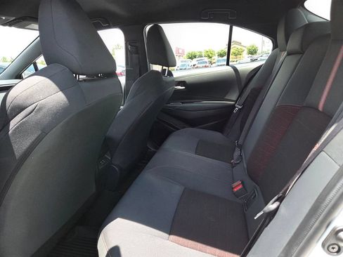 Used 2025 Toyota Corolla SE FWD image 6