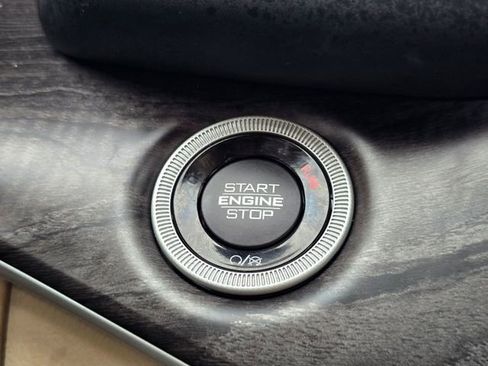 Certified 2022 Jeep Grand Cherokee Limited image 16