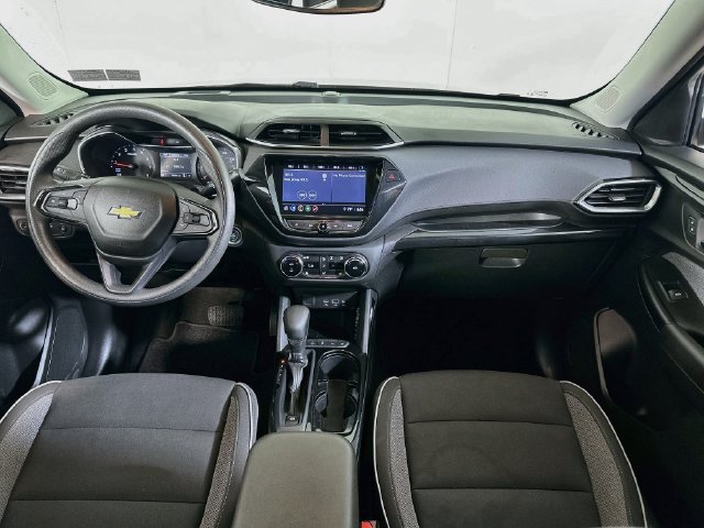 Used 2021 Chevrolet TrailBlazer LT w/ Convenience Package FWD image 18