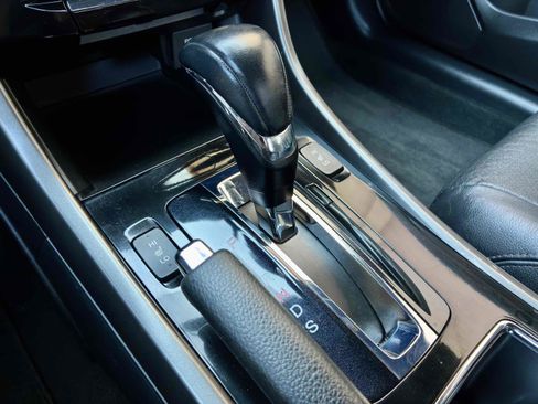 Used 2016 Honda Accord EX-L image 25