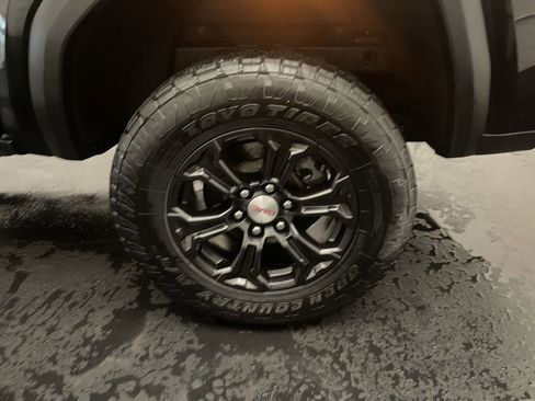 Used 2023 GMC Canyon Elevation image 26