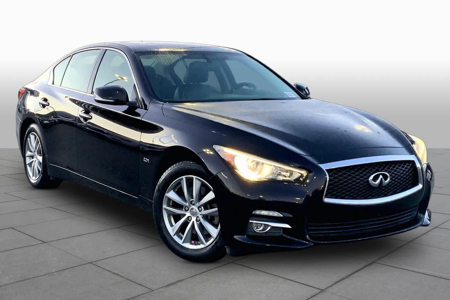 Used 2016 INFINITI Q50 Premium RWD image 3