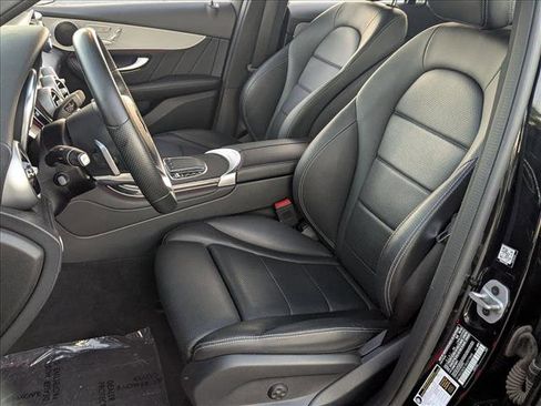 Used 2022 Mercedes-Benz GLC 300 4MATIC image 15