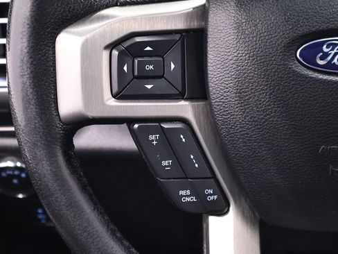 Used 2016 Ford F150 Platinum w/ Equipment Group 701A Luxury AWD/4WD image 25