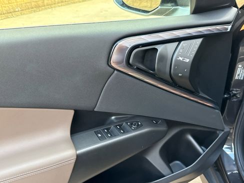 Certified 2025 BMW X3 xDrive30i image 10