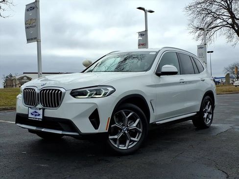 Used 2024 BMW X3 xDrive30i w/ Convenience Package image 3