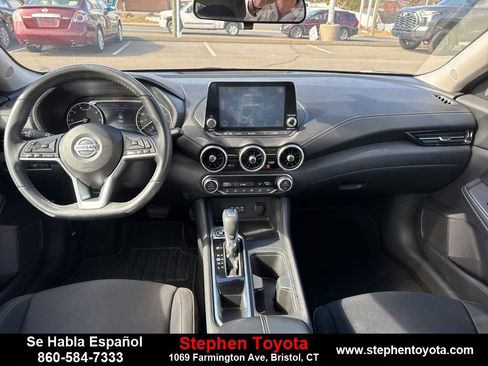 Used 2020 Nissan Sentra SV image 11