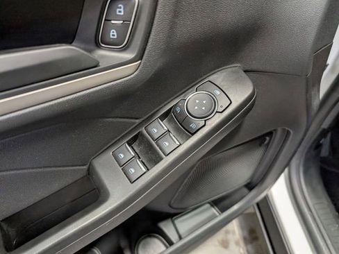 Used 2022 Ford Escape SE w/ Convenience Package image 13