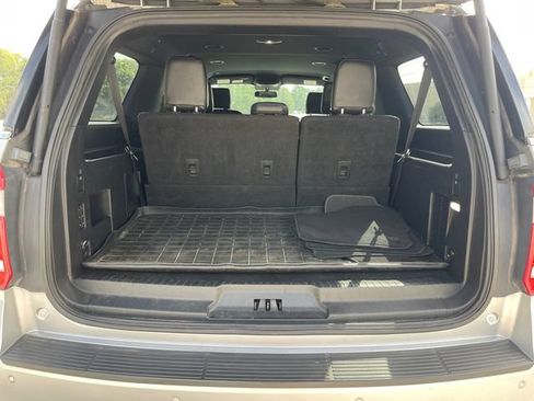 Used 2018 Ford Expedition Max XLT w/ Equipment Group 202A AWD/4WD image 18