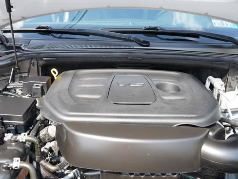 Used 2019 Jeep Grand Cherokee Altitude AWD/4WD image 86