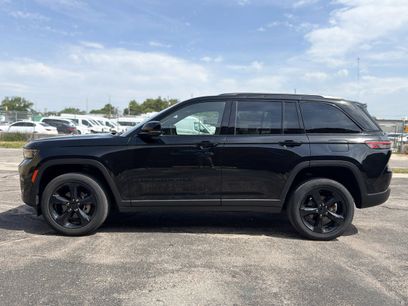 Used 2022 Jeep Grand Cherokee Altitude