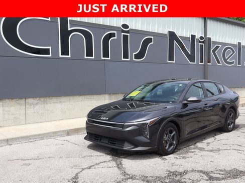 Used 2025 Kia K4 FWD image 1