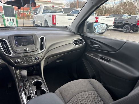 Used 2023 Chevrolet Equinox LT image 13