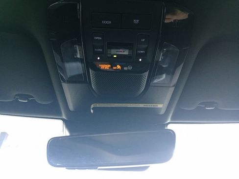 Used 2026 Lexus GX 550 w/ Accessory Package (2T) AWD/4WD image 9