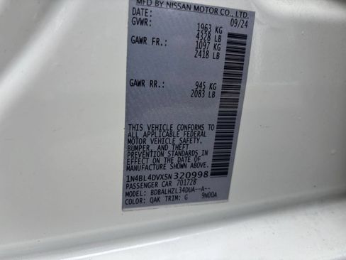 Used 2025 Nissan Altima 2.5 SV FWD image 29