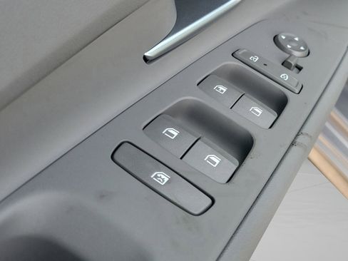 New 2026 Hyundai Elantra SE image 19