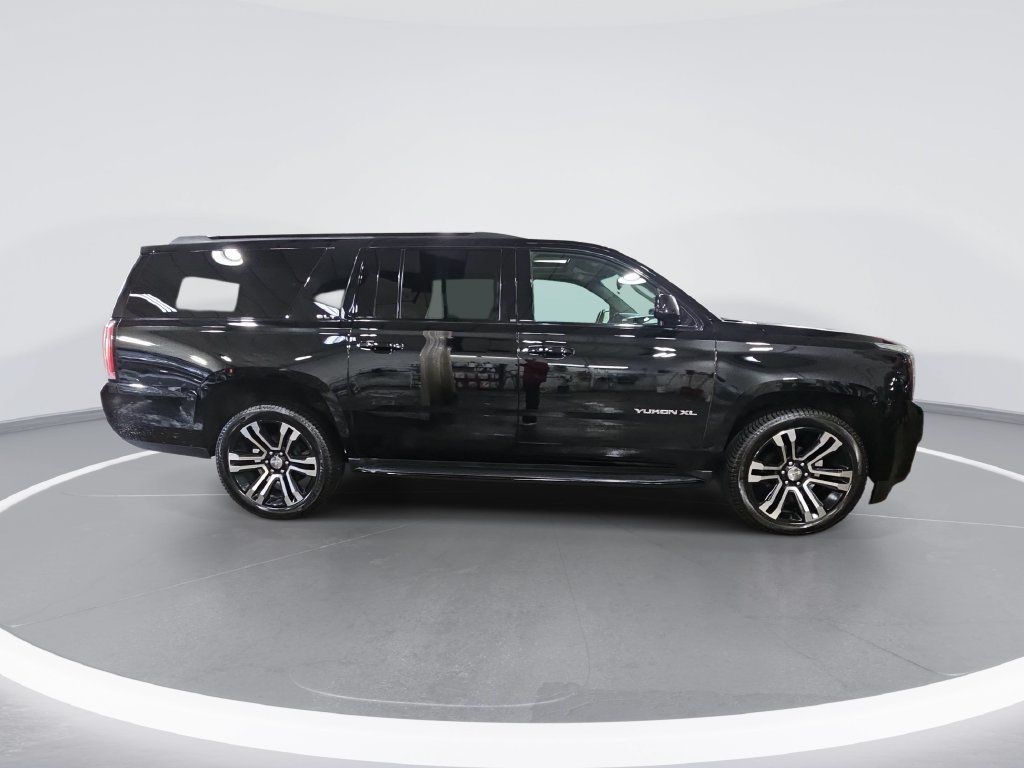 Certified 2020 GMC Yukon XL SLT w/ Open Road Package AWD/4WD image 2