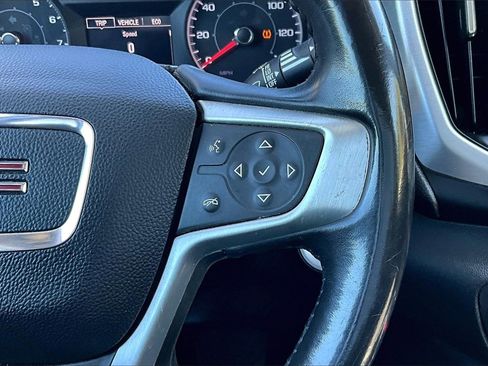 Used 2018 GMC Terrain SLE image 18