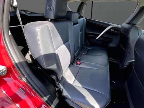 Used 2013 Toyota RAV4 Limited AWD/4WD image 25