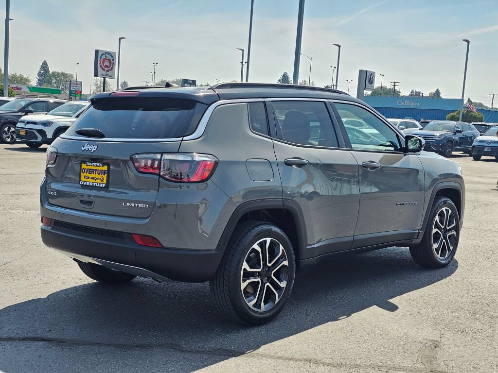 Used 2024 Jeep Compass Limited AWD/4WD image 6