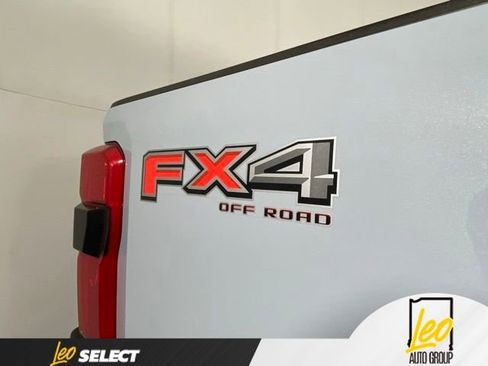 Used 2024 Ford F350 Platinum AWD/4WD image 9