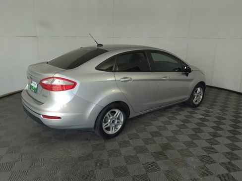 Used 2017 Ford Fiesta SE FWD image 10