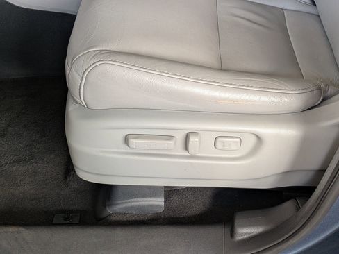 Used 2020 Honda Pilot Touring image 12